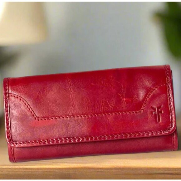 Frye Handbags - Frye Melissa Slim Wallet Womens Red Leather Bifold Flap Snap Continental